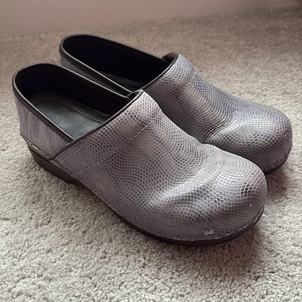 Used Dansko Clogs